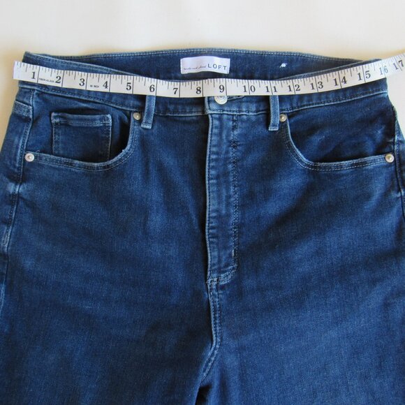 LOFT Made & Loved Women High Rise Relaxed Flare Jeans in Medium Wash Size 31/12 - Picture 10 of 13